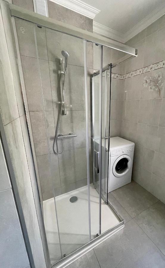 Rez De Jardin De 65M2 Dans Villa A 니스 외부 사진