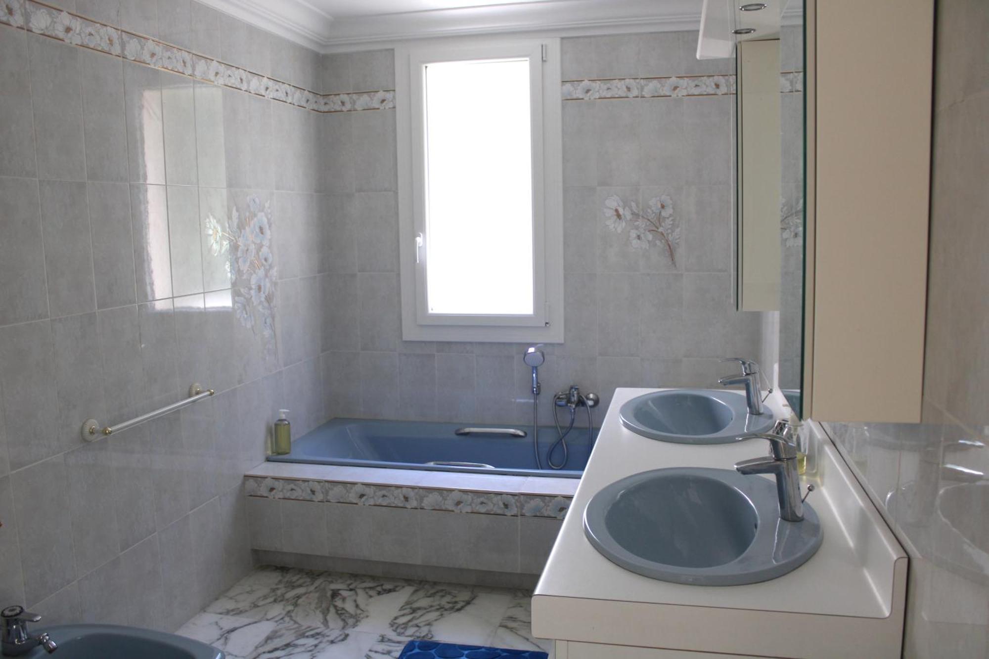 Rez De Jardin De 65M2 Dans Villa A 니스 외부 사진